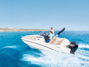 Im Vorlauf: QUICKSILVER 605 SUNDECK 21/269373 + MERCURY F150