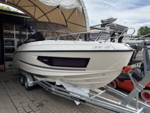 QUICKSILVER 755 CRUISER + MERCURY F225XL V6