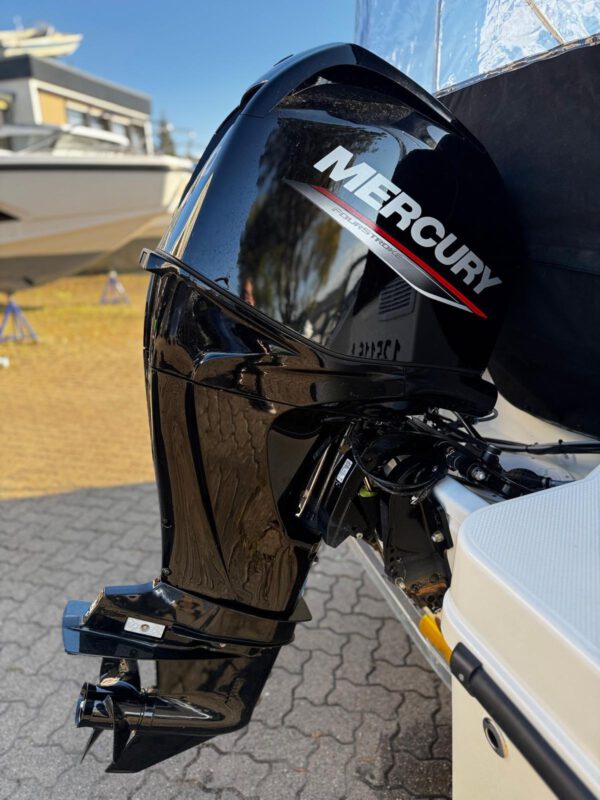 Gebrauchtboot, Quicksilver 555 Cabin mit Mercury F50 inkl. Trailer – Bild 2