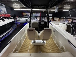 Quicksilver 705 Open + Mercury F200XL V6 Cold Fusion, Beispielfoto