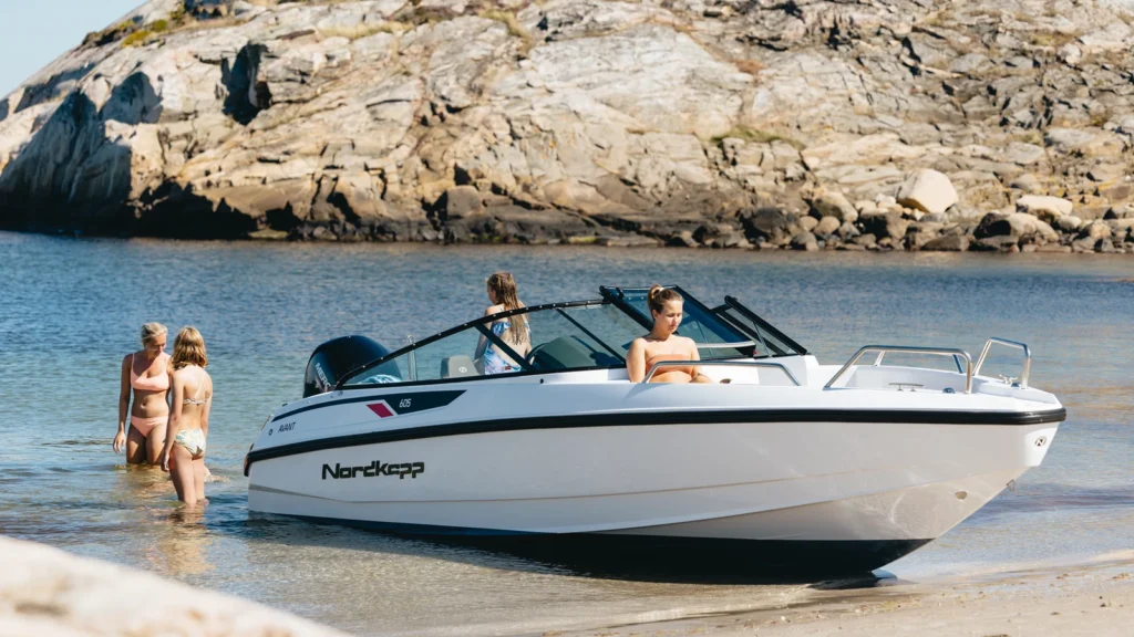 nordkapp-avant-605-bowrider-1.jpg.webp