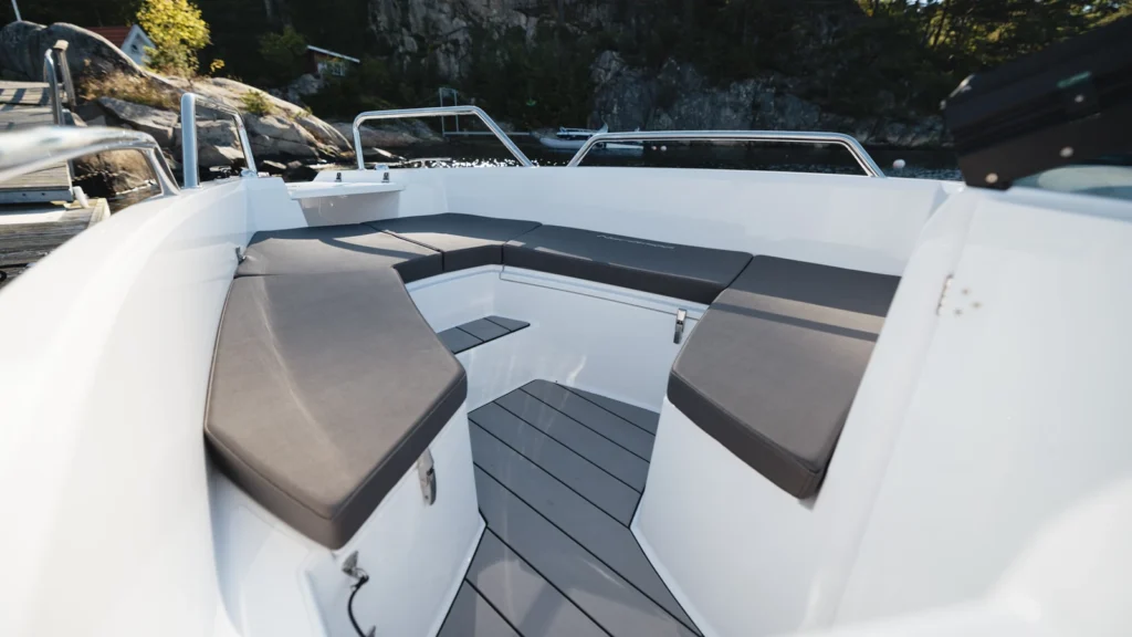 nordkapp-avant-605-bowrider-15.jpg.webp